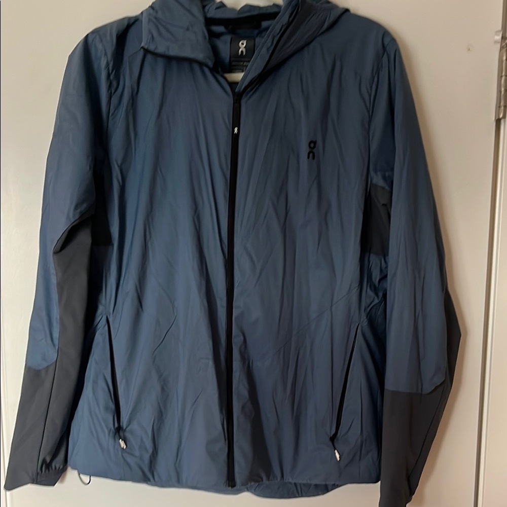 On Running Insulator Jacket